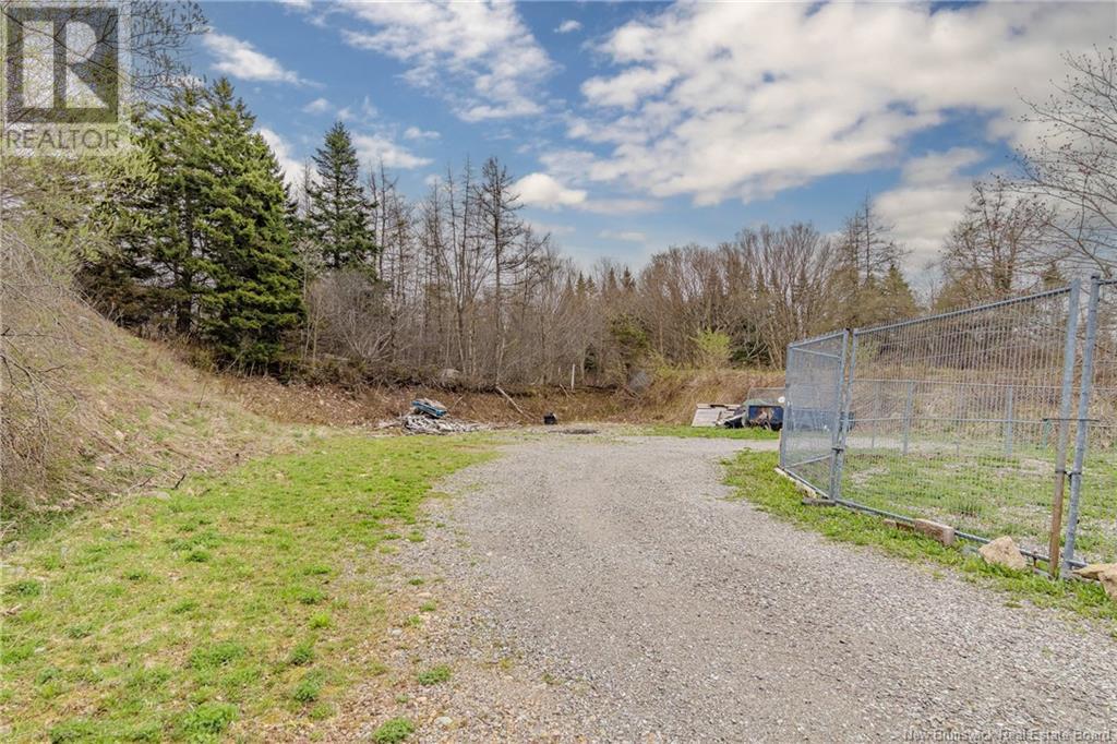Photo 26 of 1068 1070 Latimore Lake Road, Saint John NB