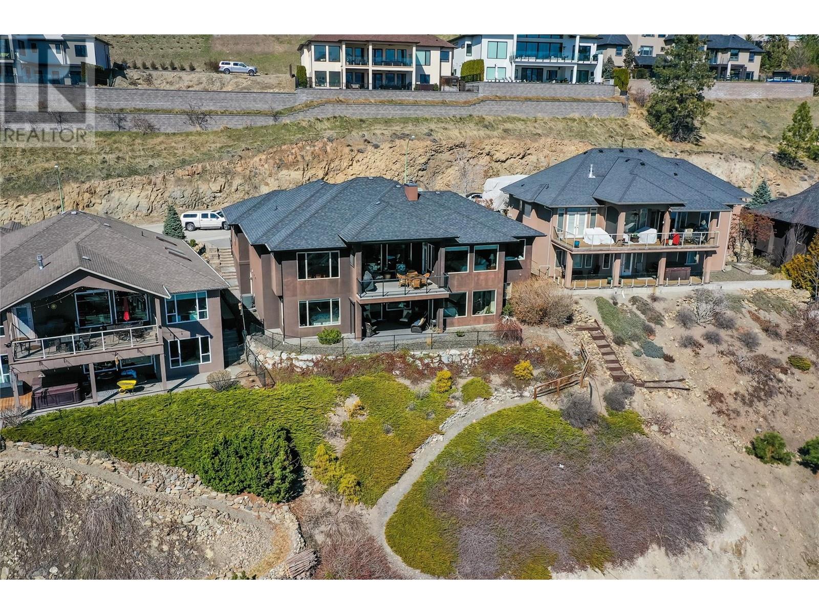  1487 Pinot Gris Drive, West Kelowna