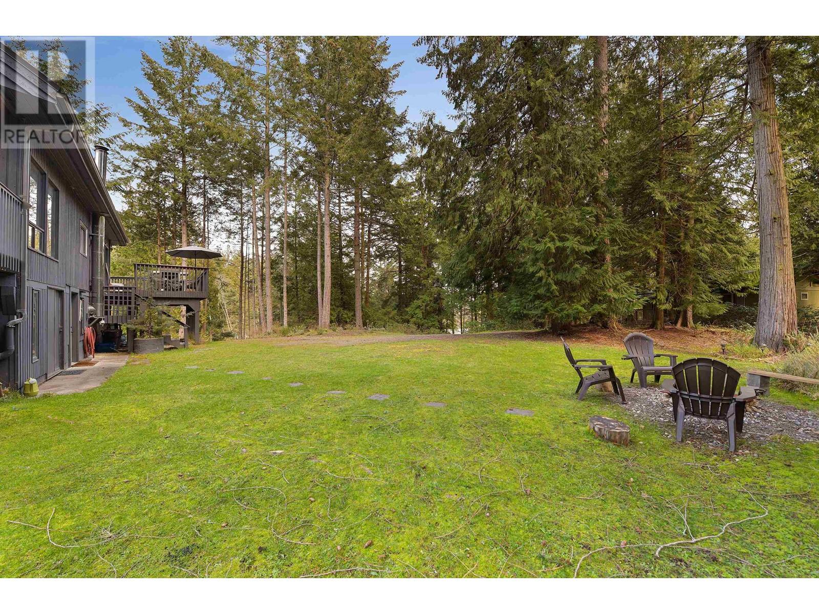 532 AYA REACH ROAD, Mayne Island