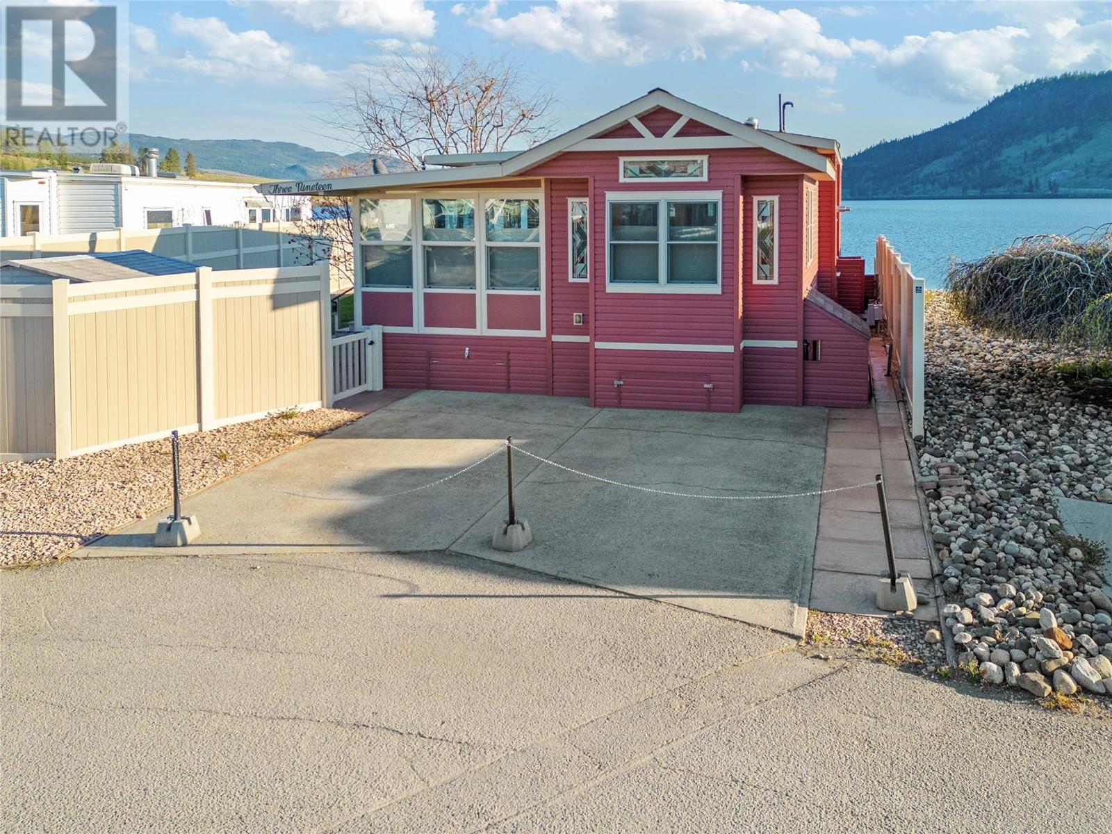 319 415 Commonwealth Road, Kelowna