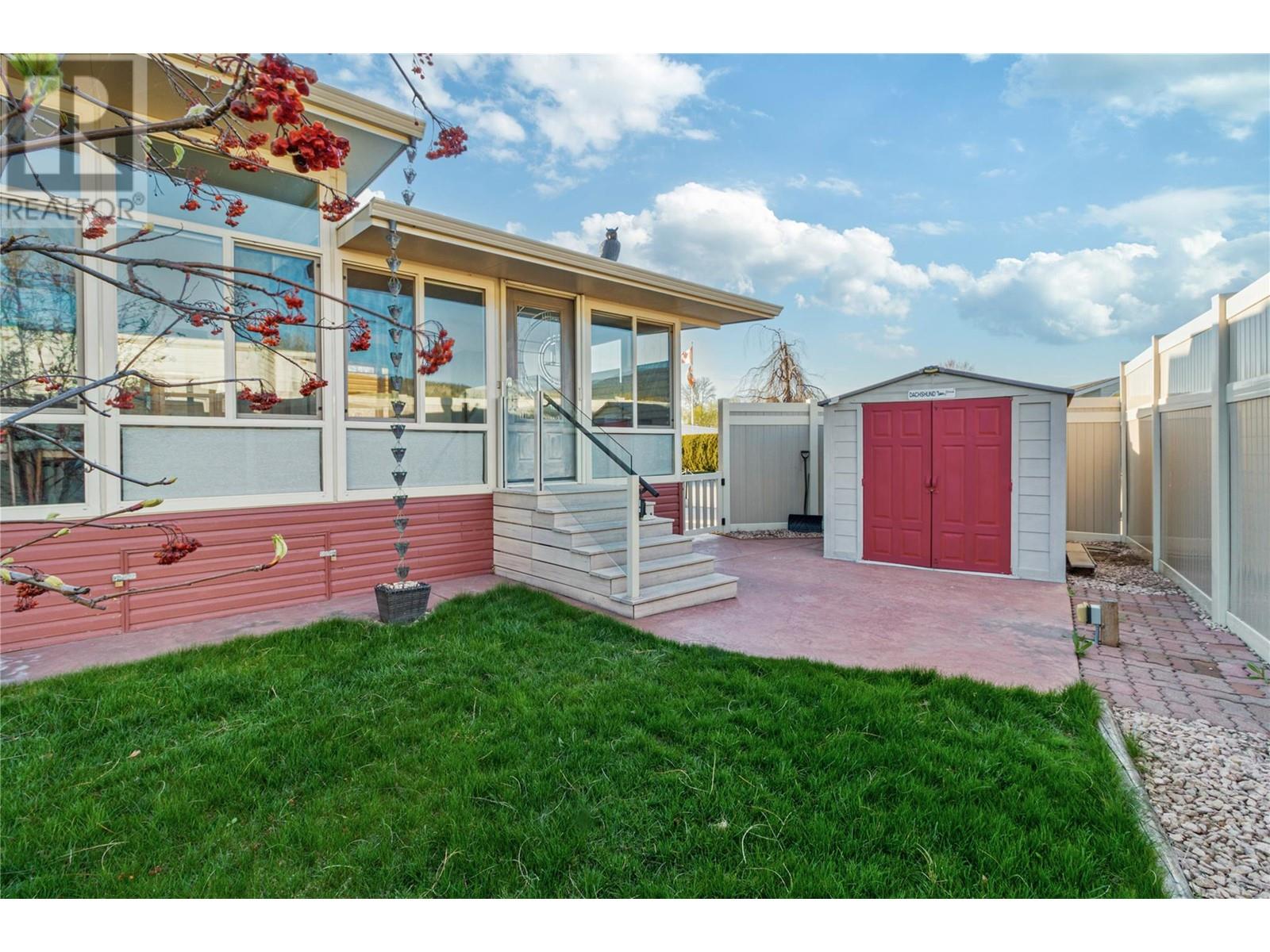 319 415 Commonwealth Road, Kelowna