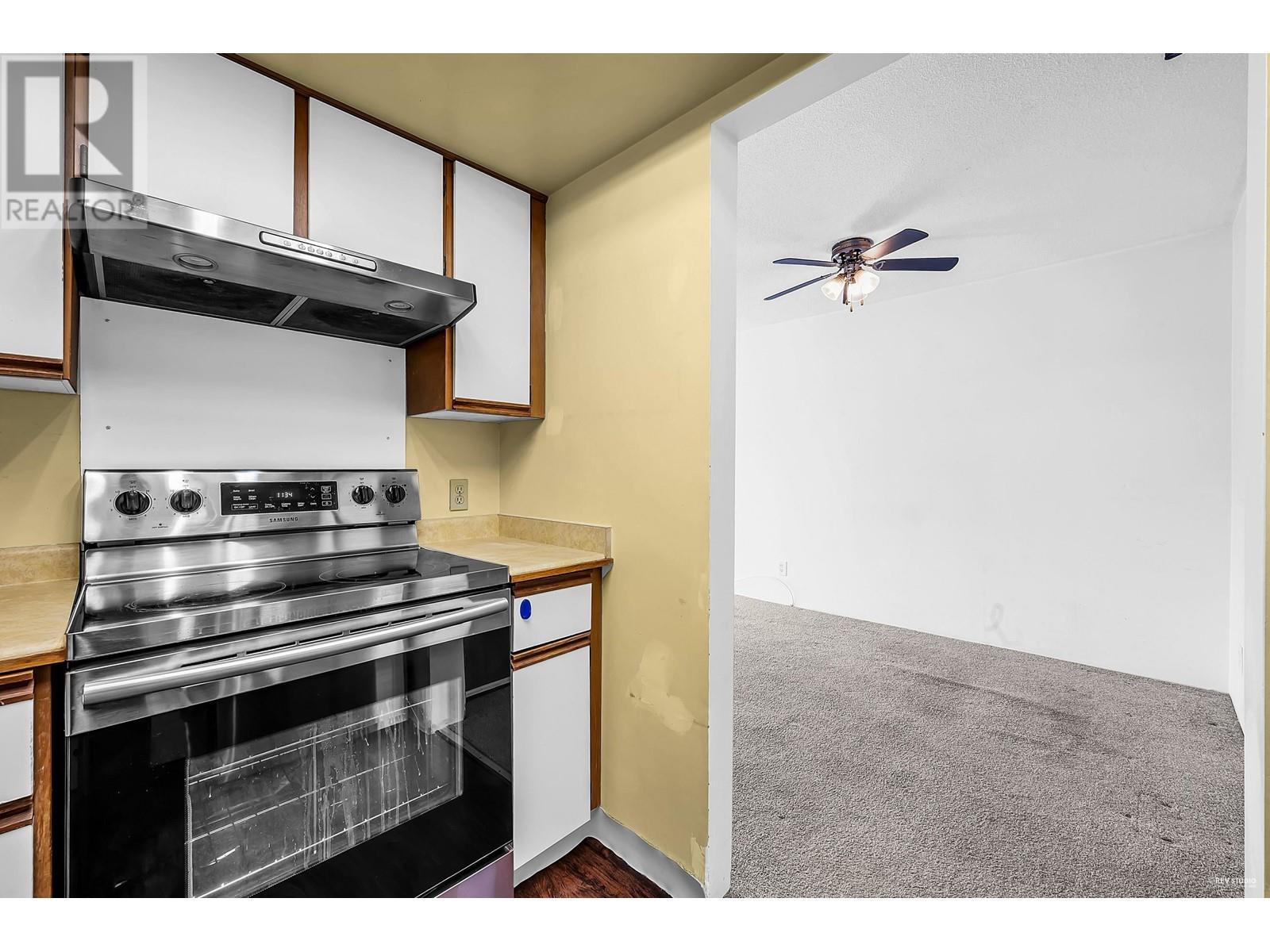 Photo 21 of 108 812 Milton Street, New Westminster BC