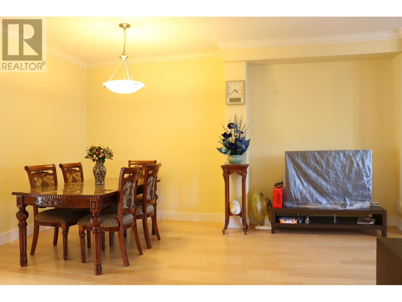 Photo 12 of 3 7833 St Albans Road, Richmond BC