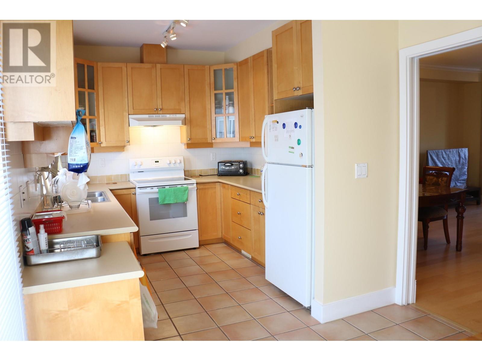 Photo 17 of 3 7833 St Albans Road, Richmond BC