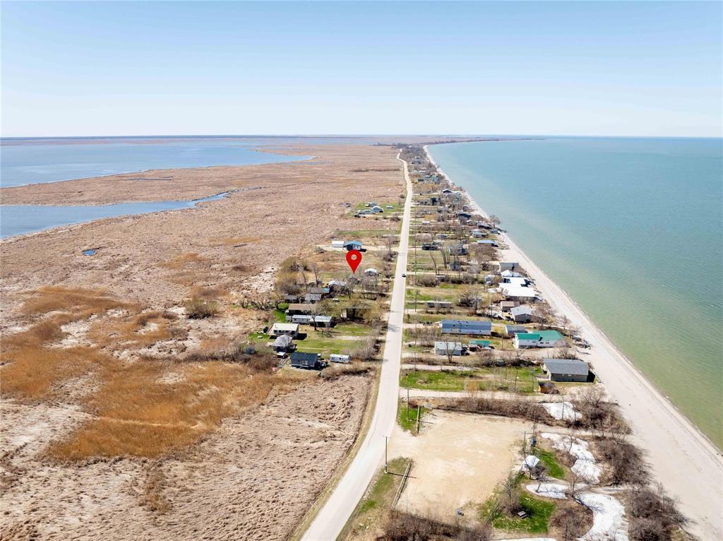 Photo 9 of 693 Venice Road S, St Laurent MB