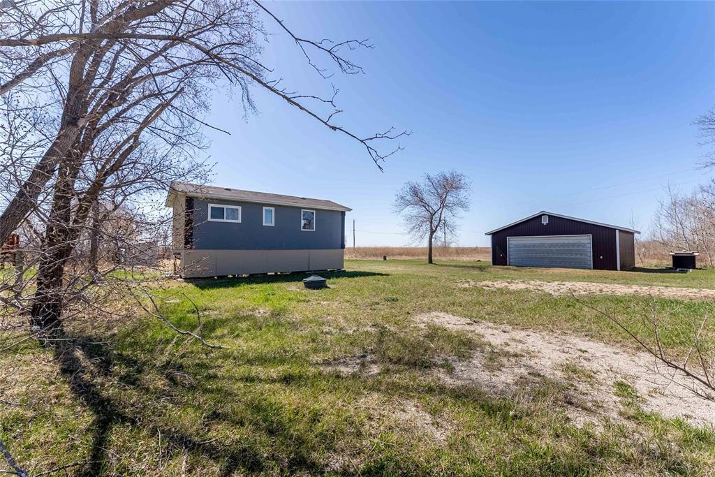 Photo 19 of 693 Venice Road S, St Laurent MB