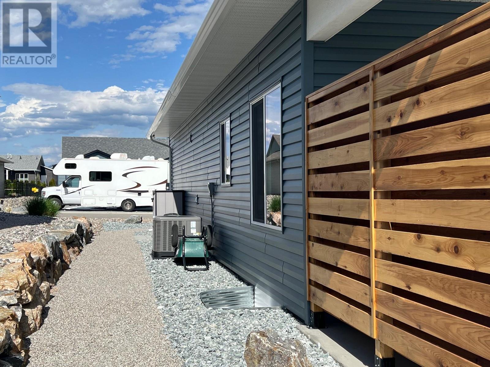 1027 10 th Avenue, Vernon