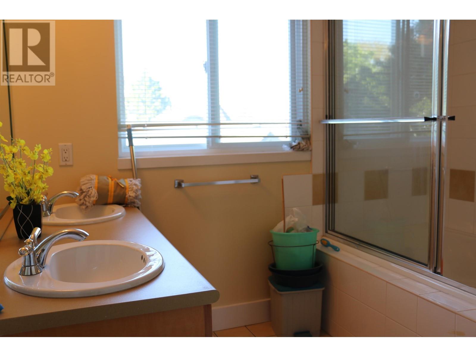 Photo 20 of 3 7833 St Albans Road, Richmond BC