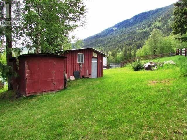 3437 YELLOWHEAD HIGHWAY - 24