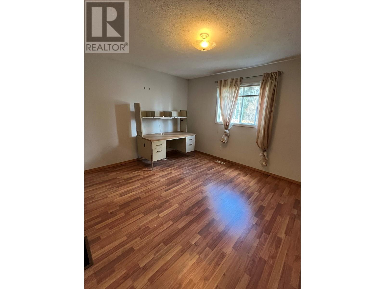 236 MURRAY Drive, Tumbler Ridge