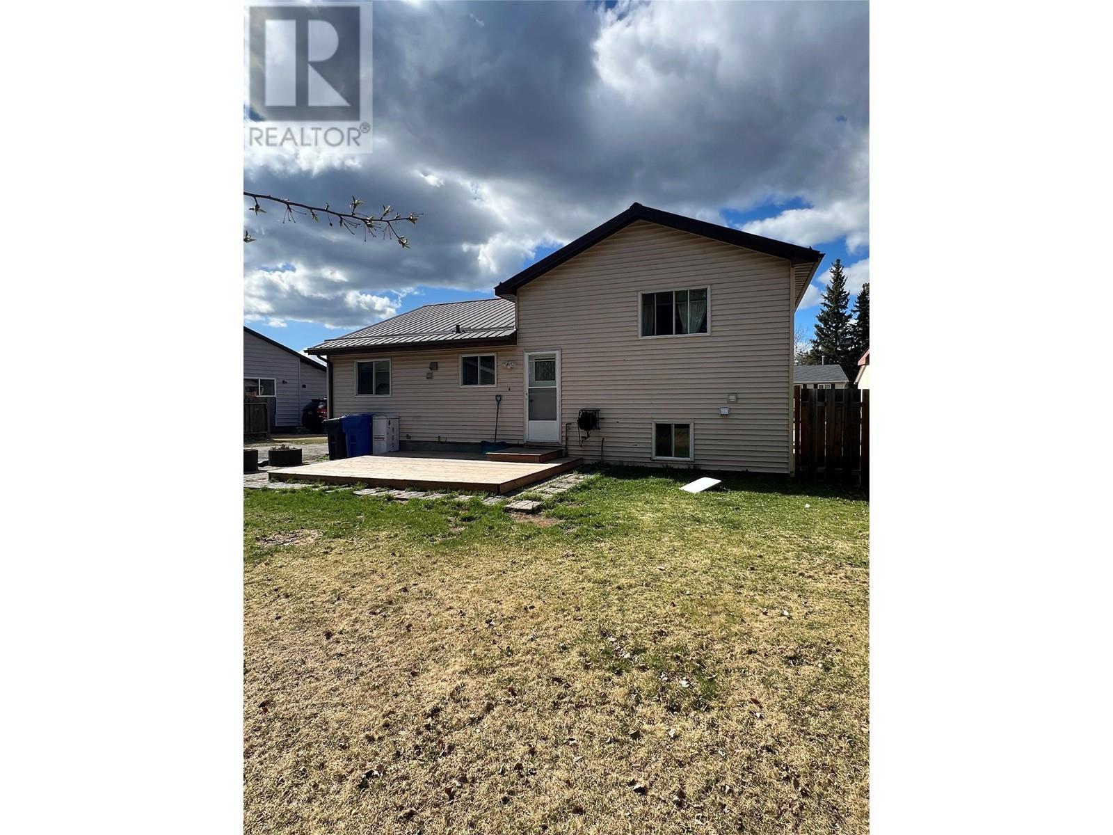 236 MURRAY Drive, Tumbler Ridge