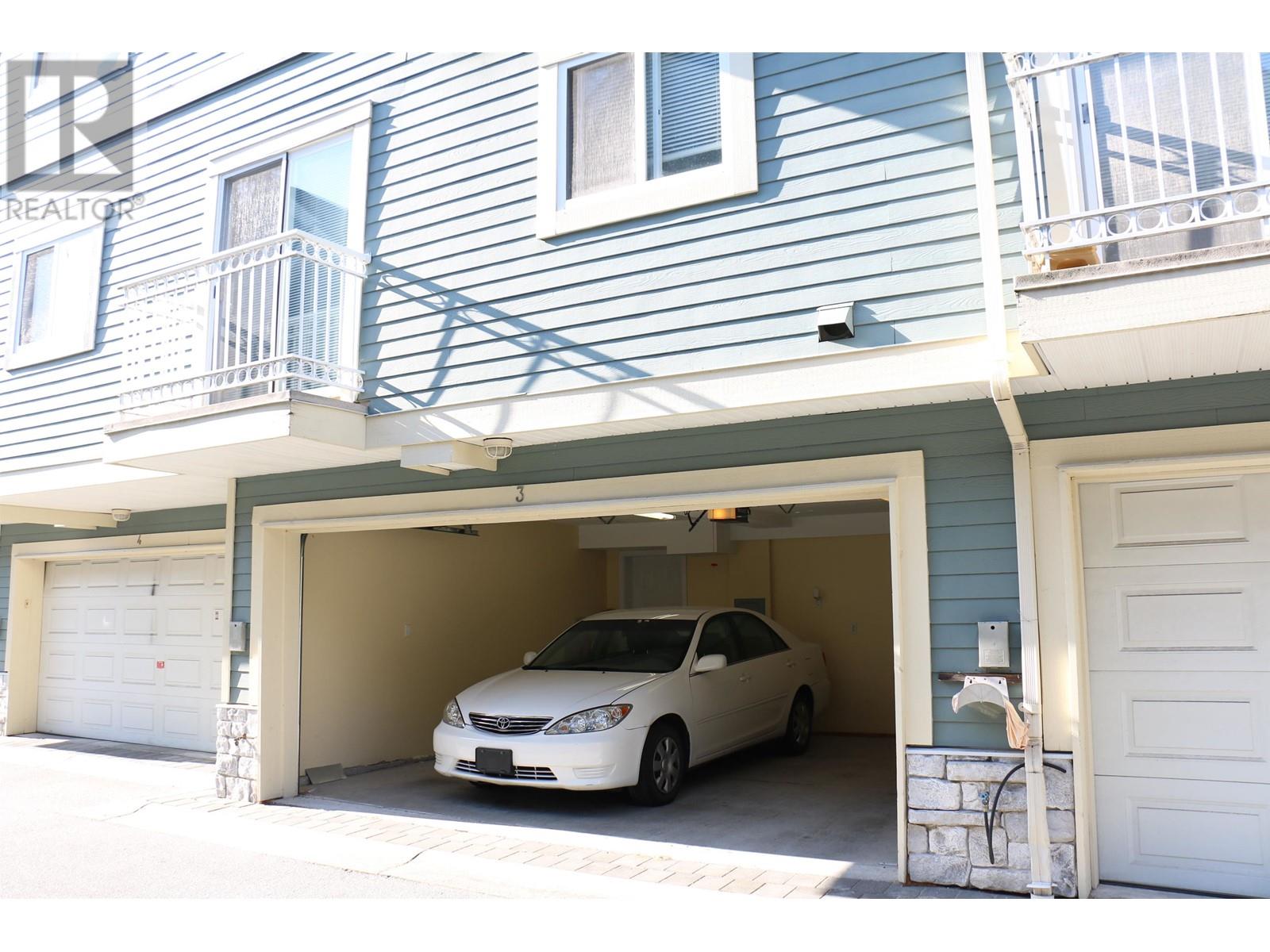 Photo 33 of 3 7833 St Albans Road, Richmond BC