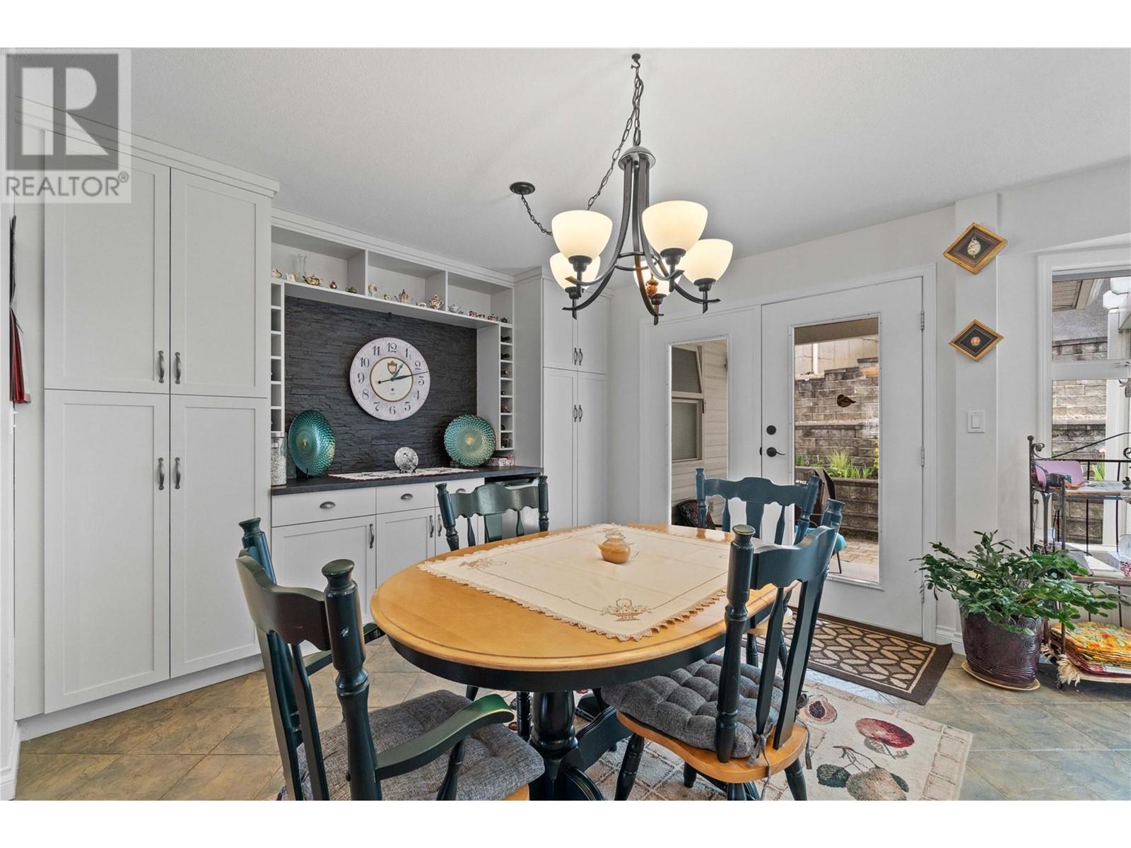 Photo 9 of 1120 12 Street Ne Unit 2, Salmon Arm BC