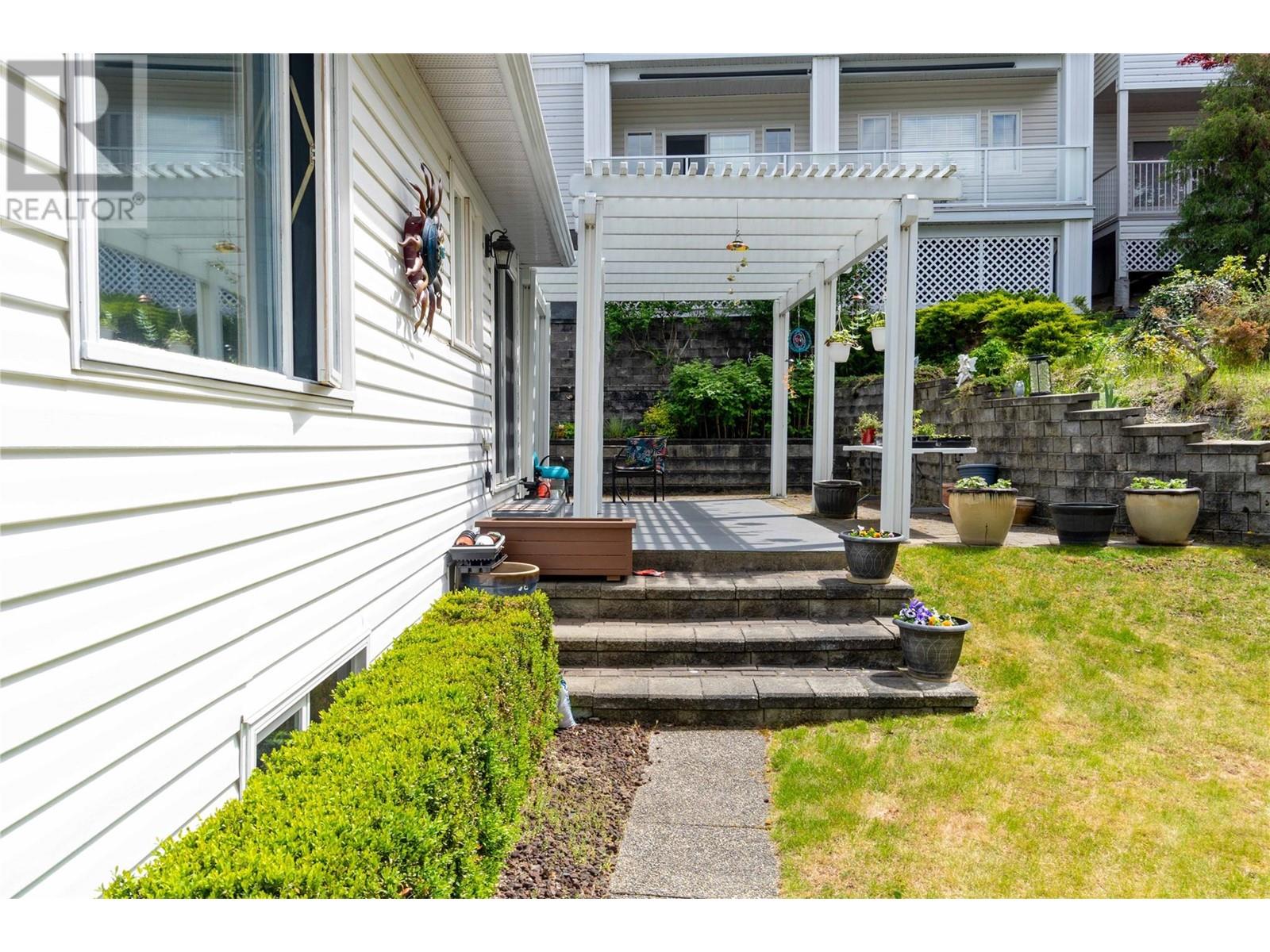 Photo 56 of 1120 12 Street Ne Unit 2, Salmon Arm BC
