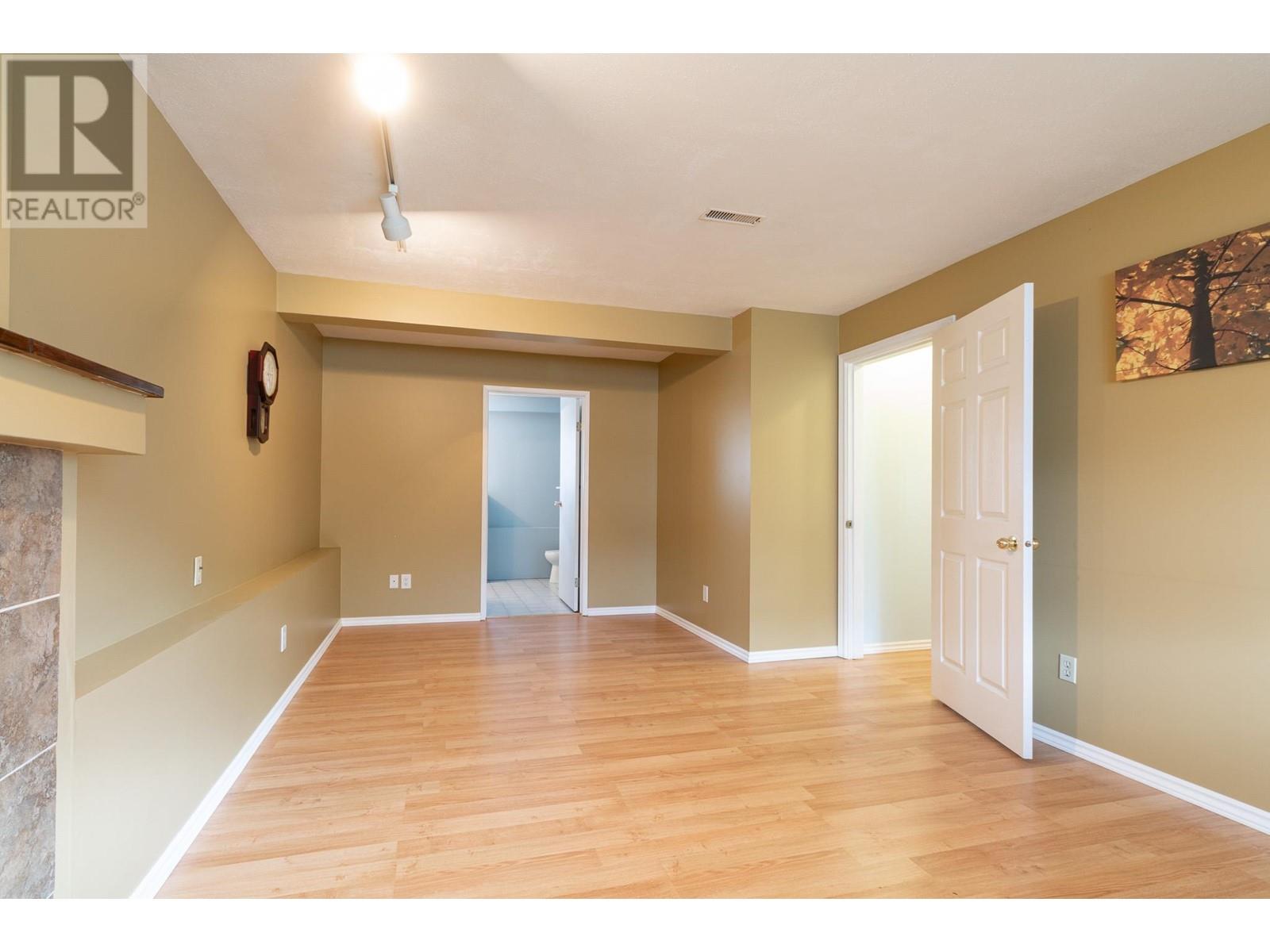 1962 FLYNN CRESCENT, Coquitlam real estate listing R3001447