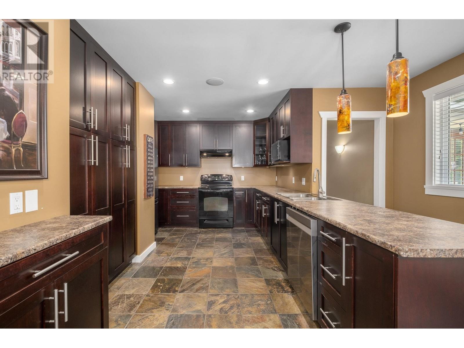 19569 116B AVENUE, Pitt Meadows real estate listing R3001470