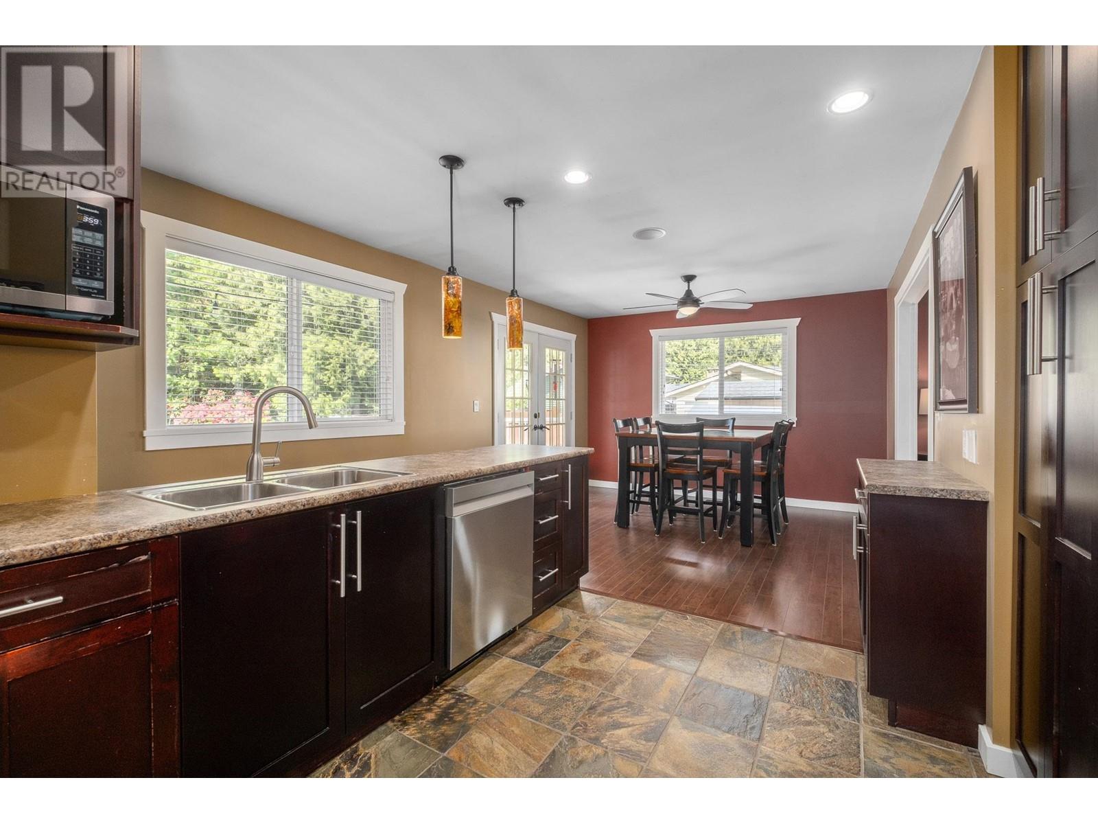 19569 116B AVENUE, Pitt Meadows real estate listing R3001470