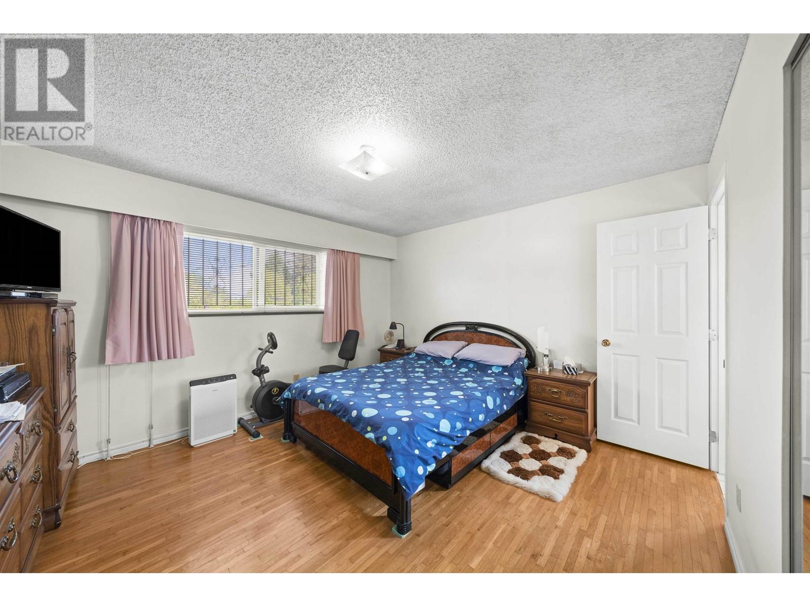 Photo 19 of 5267 Spencer Street, Vancouver BC
