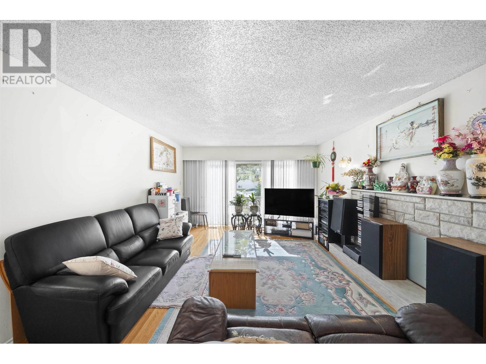 Photo 15 of 5267 Spencer Street, Vancouver BC