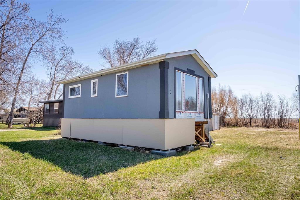 Photo 26 of 693 Venice Road S, St Laurent MB