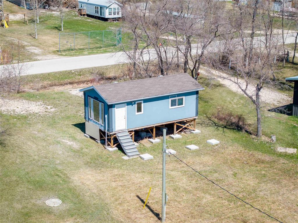 Photo 4 of 693 Venice Road S, St Laurent MB