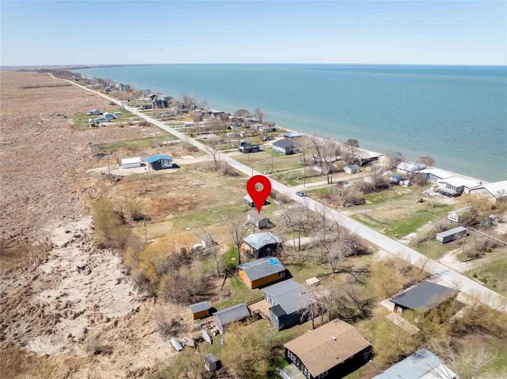 Photo 16 of 693 Venice Road S, St Laurent MB