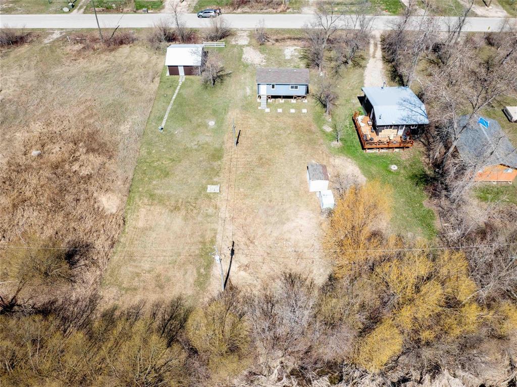 Photo 7 of 693 Venice Road S, St Laurent MB