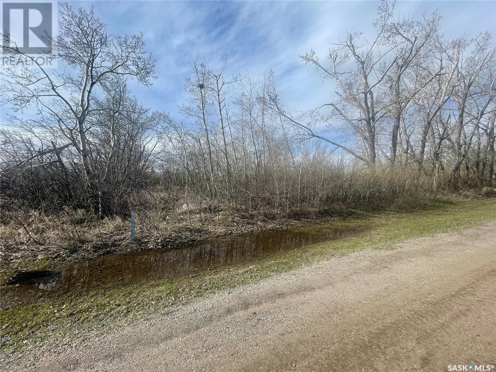 Photo 1 of 105 Poplar Road, Mclean SK