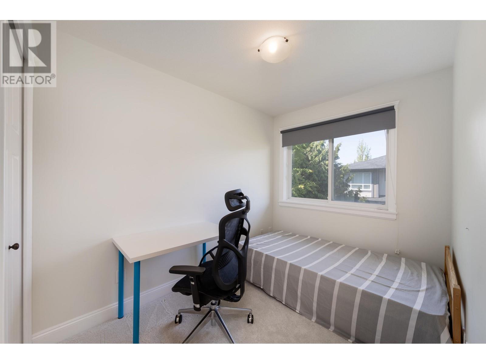 Photo 18 of 28 7691 Bridge Street, Richmond BC