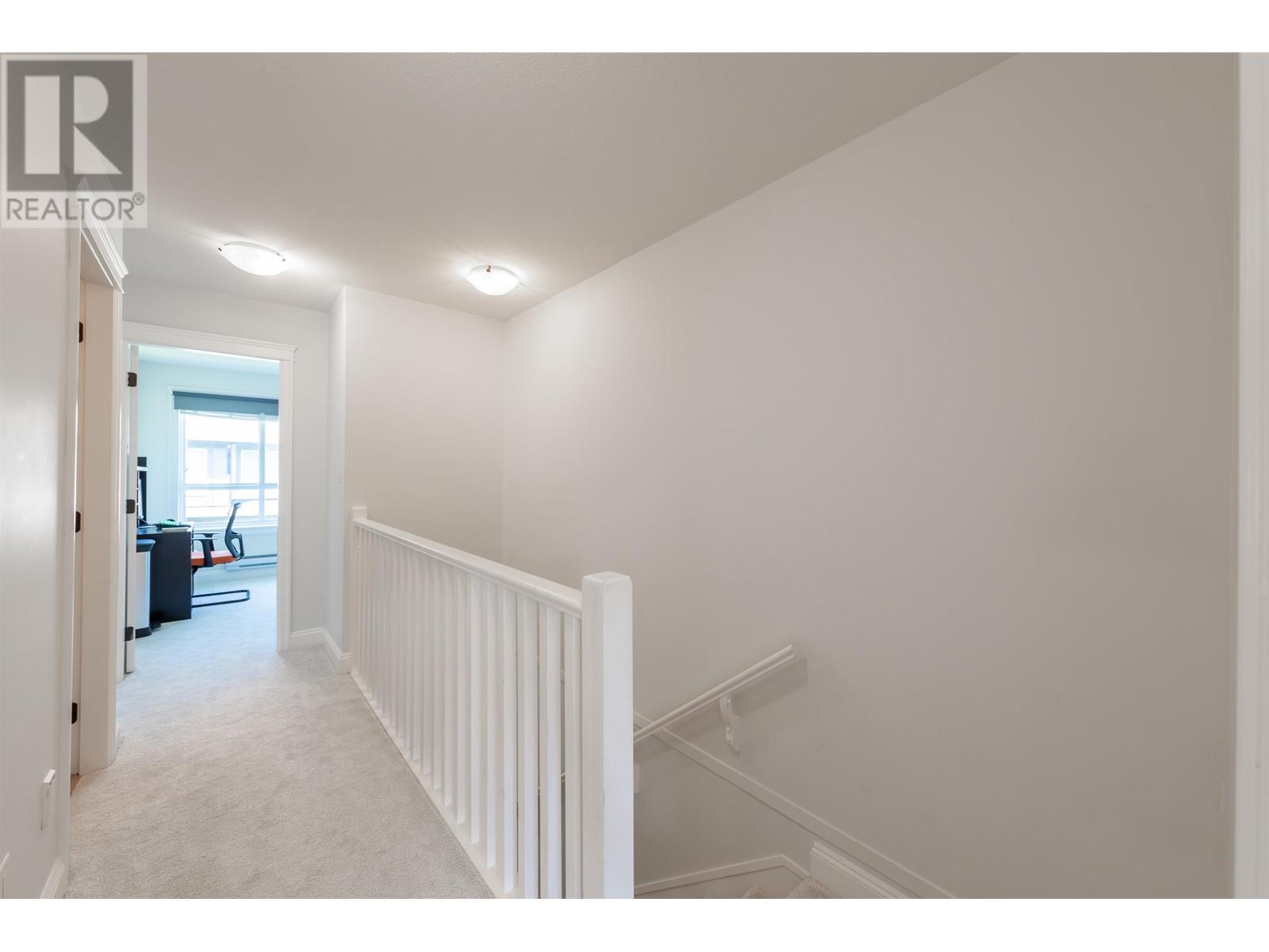 Photo 19 of 28 7691 Bridge Street, Richmond BC