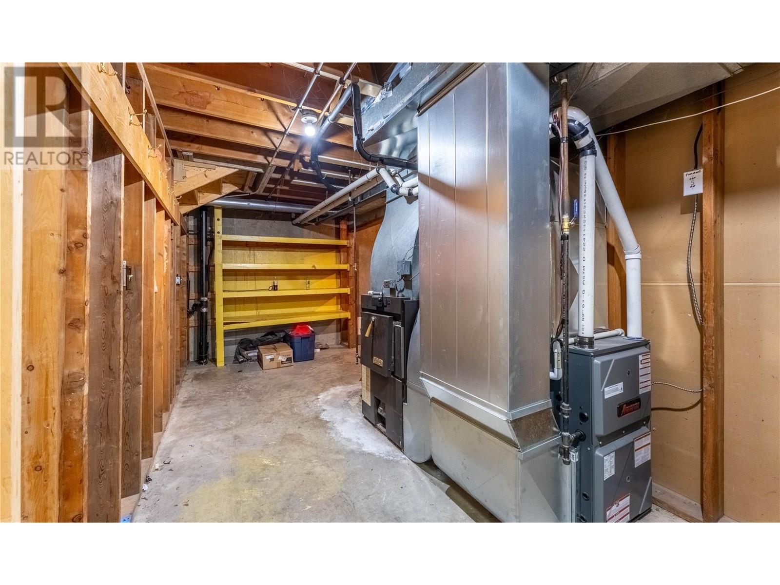 2303 Crusher Road, Creston