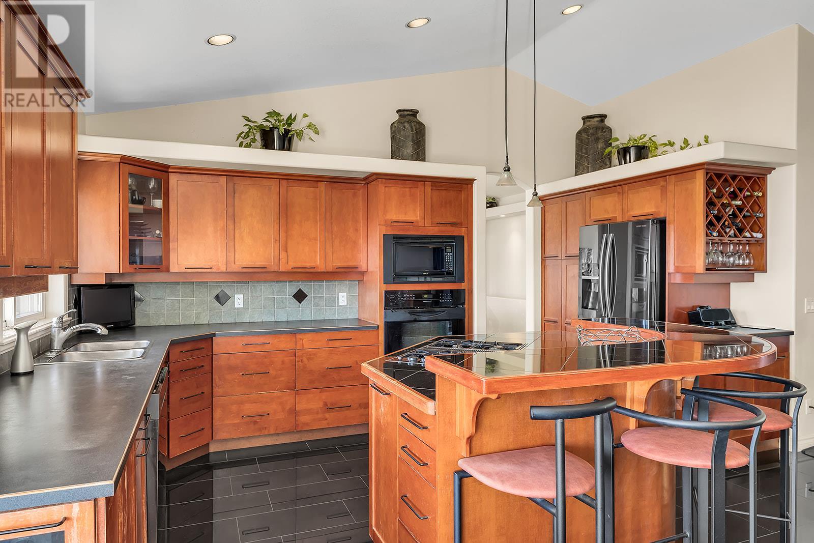  1620 Mission Hill Road, West Kelowna
