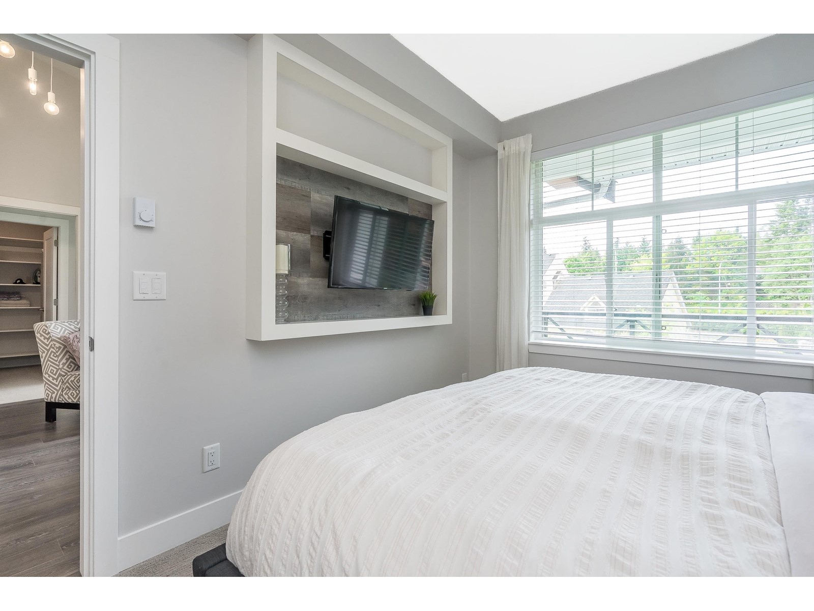410 14550 WINTER CRESCENT, Surrey real estate listing R2998792