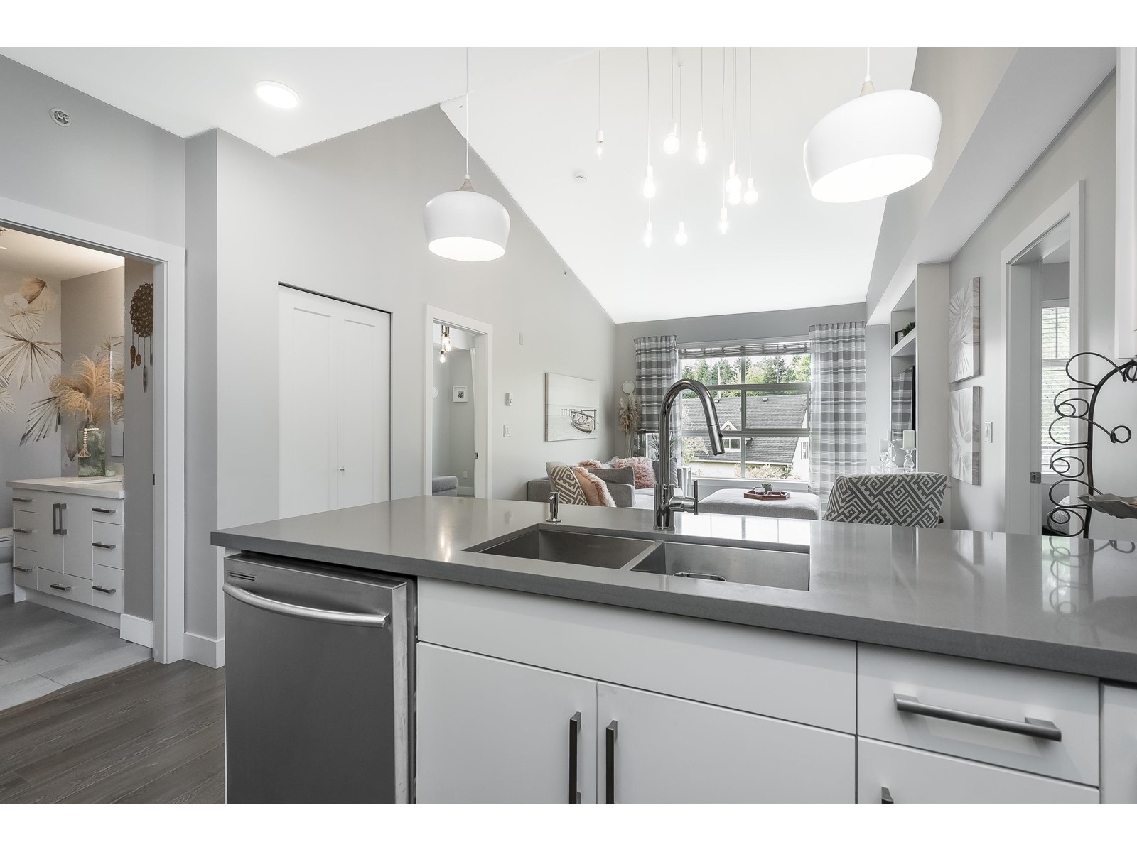 410 14550 WINTER CRESCENT, Surrey real estate listing R2998792