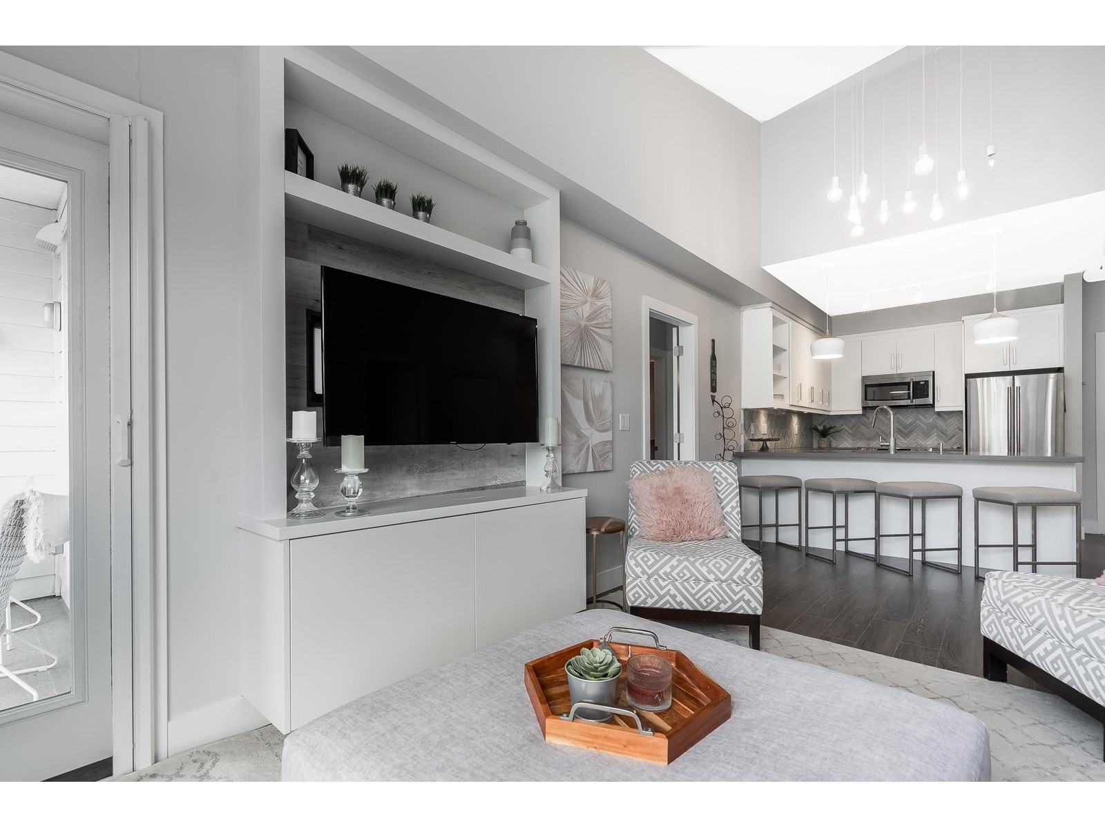 410 14550 WINTER CRESCENT, Surrey real estate listing R2998792