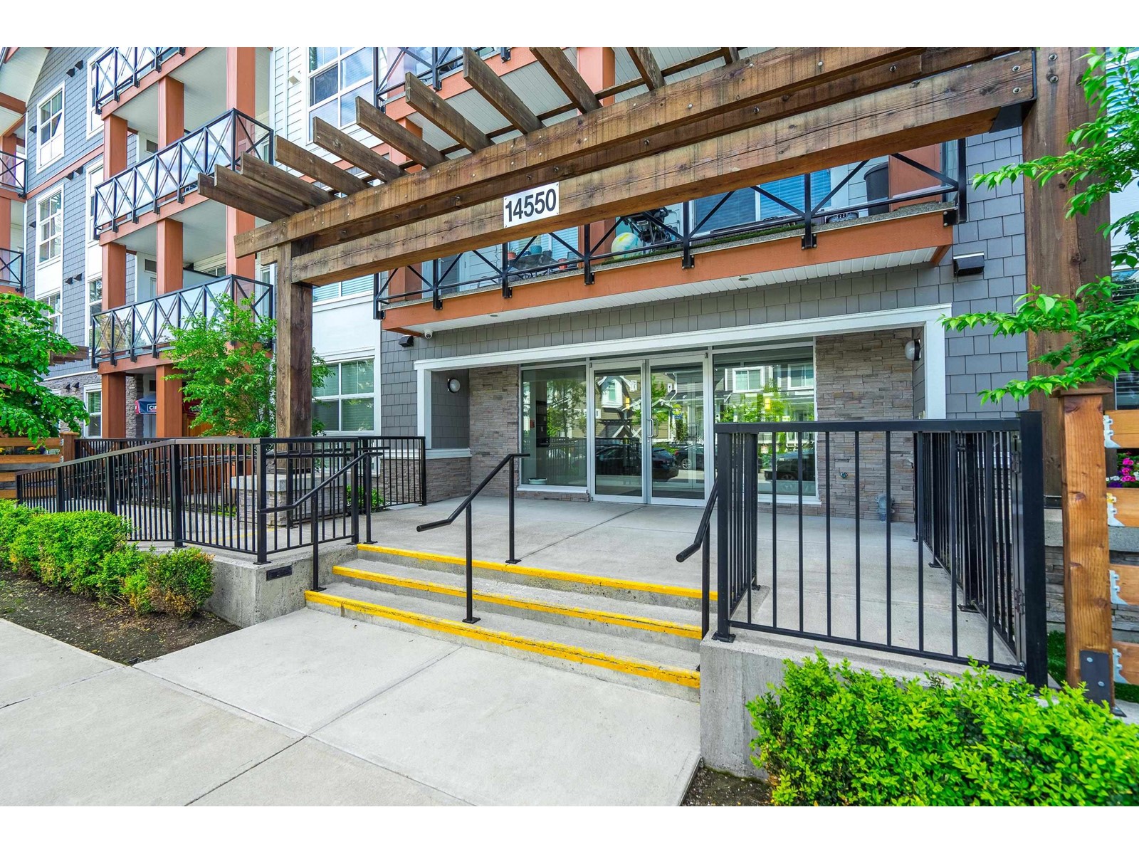 410 14550 WINTER CRESCENT, Surrey real estate listing R2998792