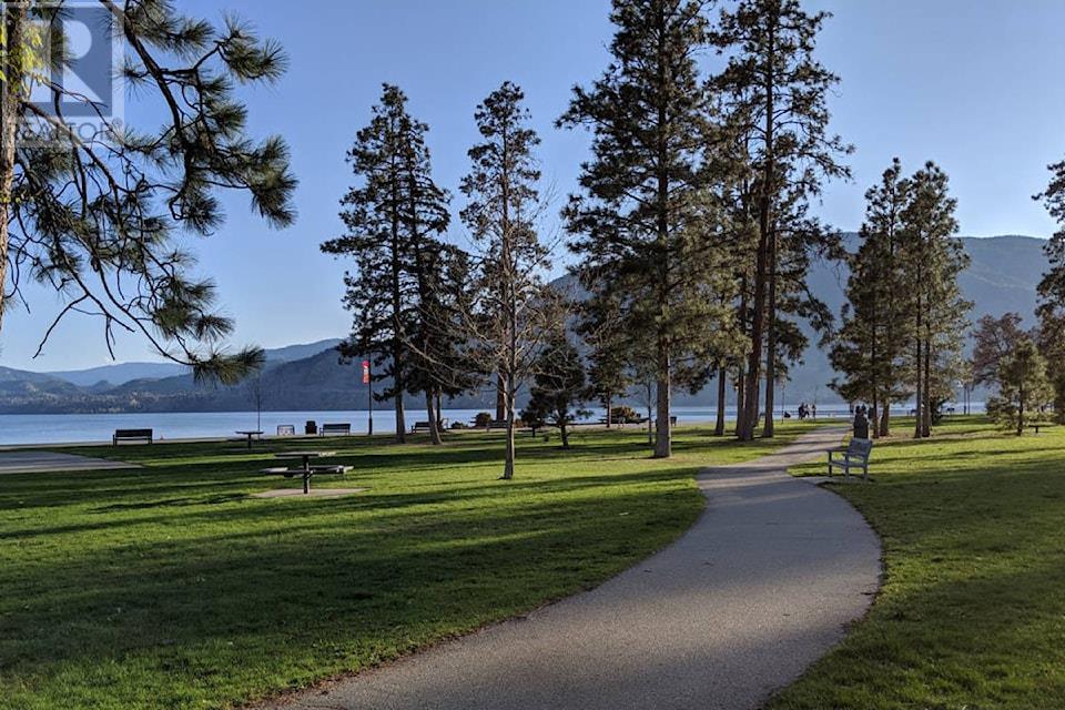 206 130 Skaha Place, Penticton
