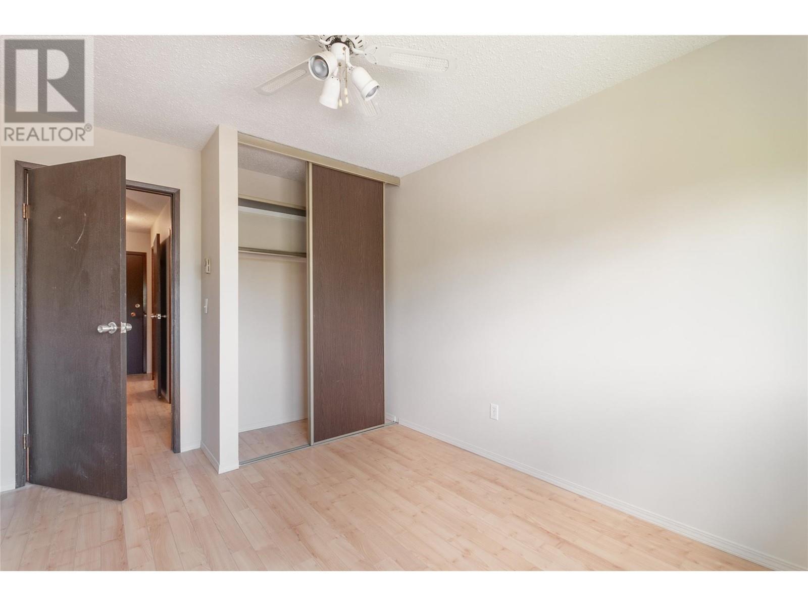 206 130 Skaha Place, Penticton