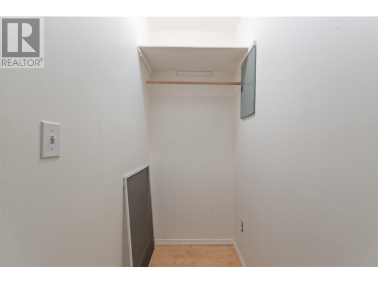 206 130 Skaha Place, Penticton