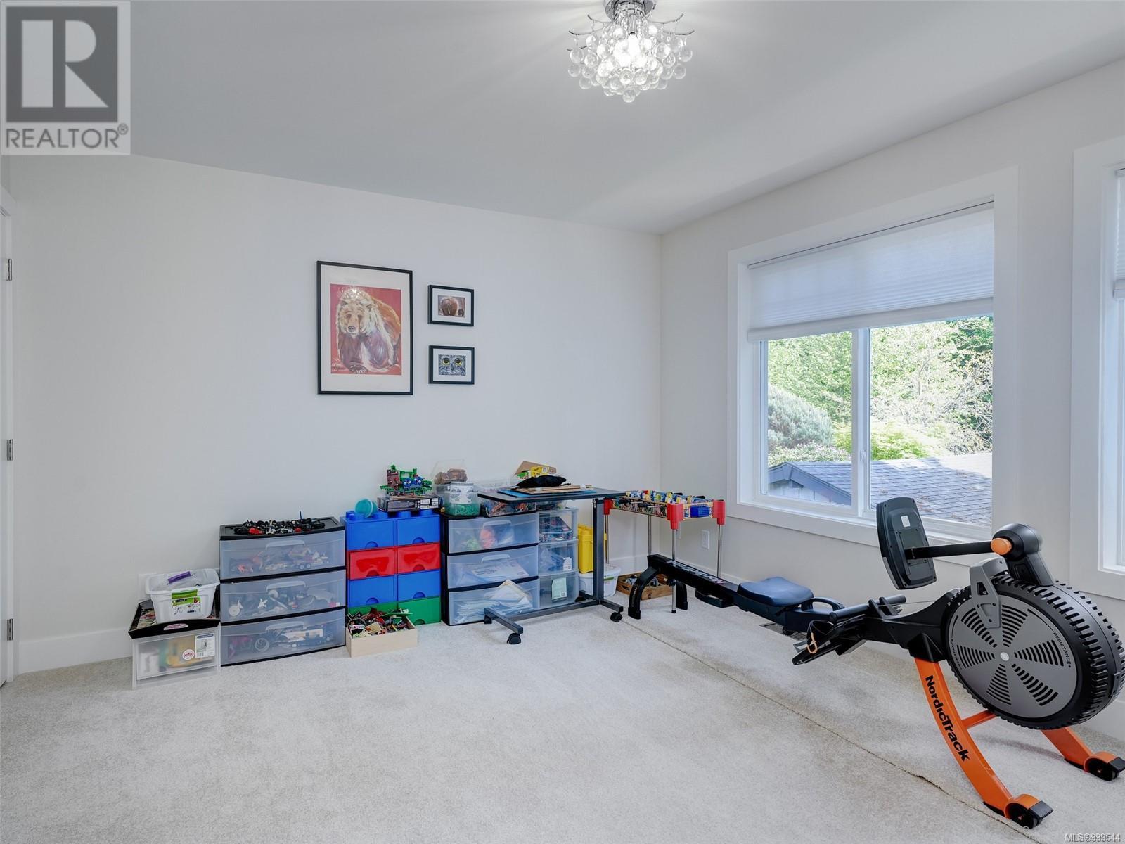  1202 Ocean Park Lane, Saanich