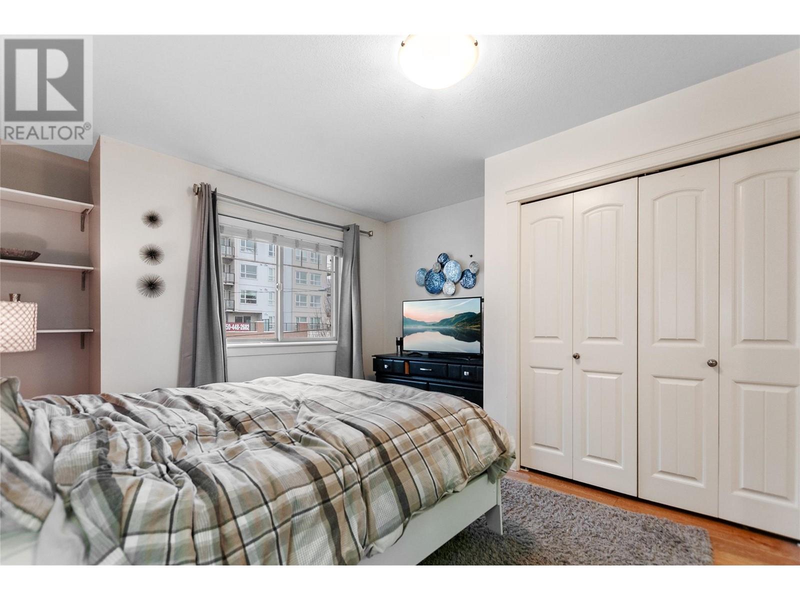  741 Clement Avenue, Kelowna