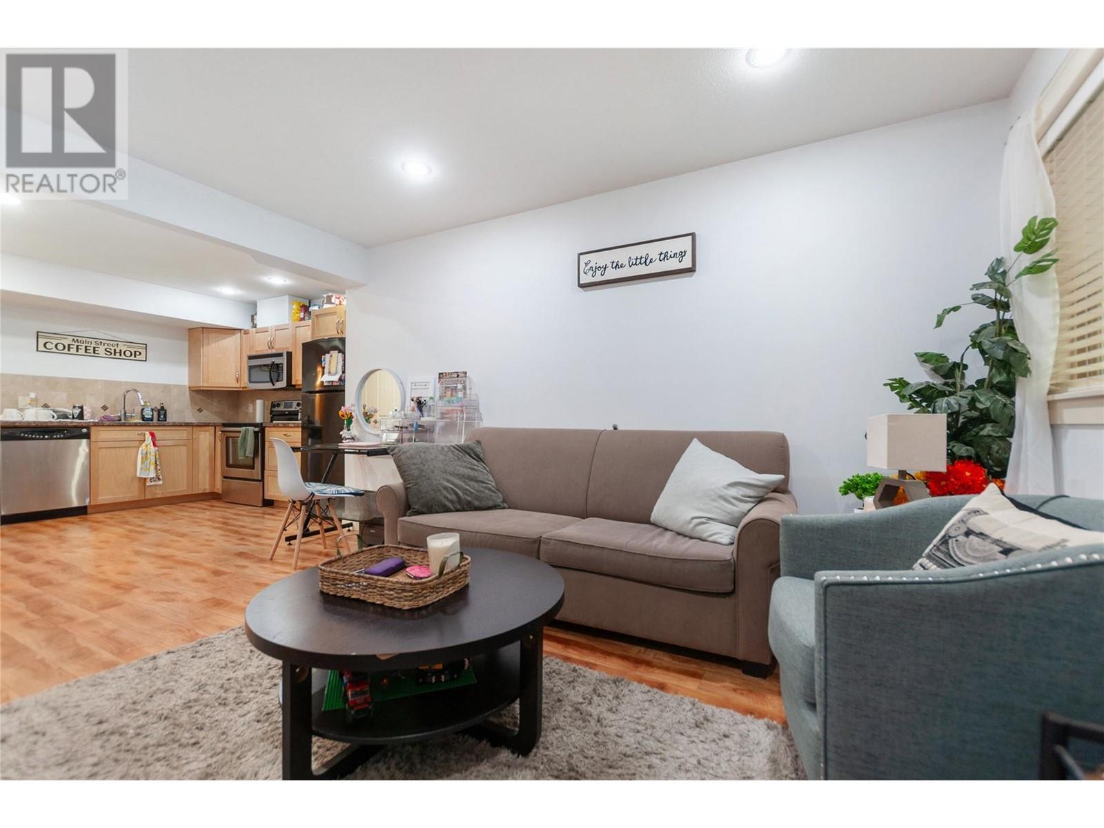  741 Clement Avenue, Kelowna