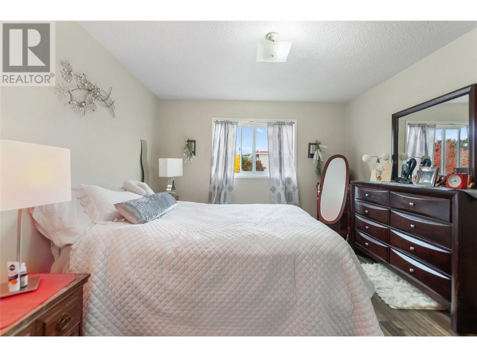 130 Skaha Place Unit# 205, Penticton