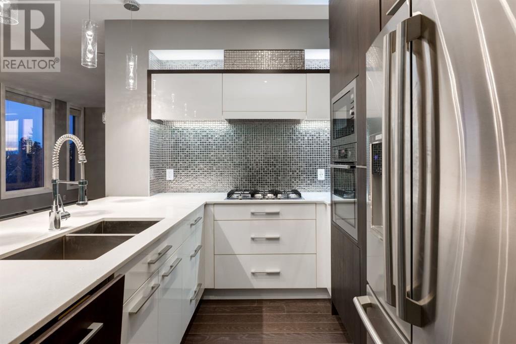 Single Family House for Sale in    Street NW West Hillhurst Calgary 