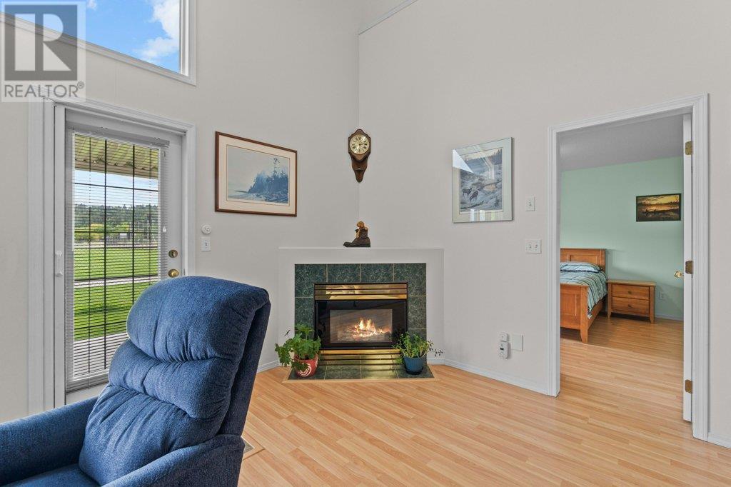 Photo 14 of 780 10 Street Sw Unit 2, Salmon Arm BC