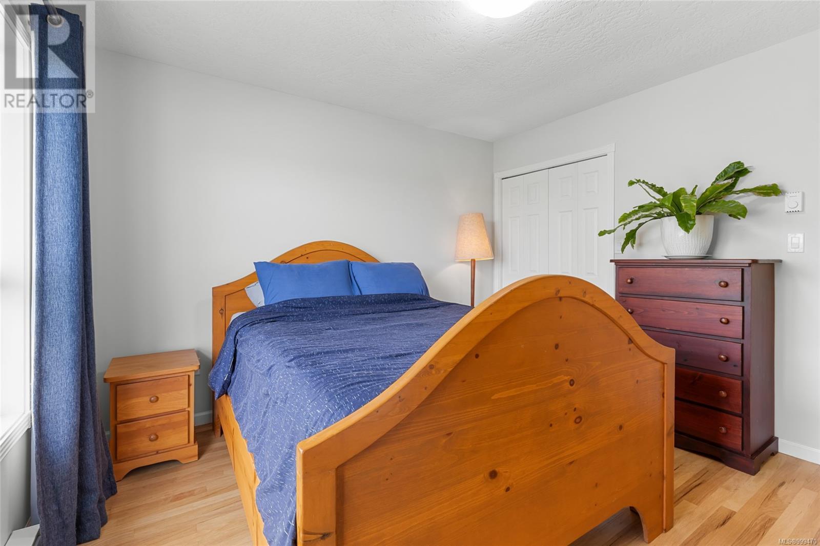 7023 EAST SAANICH RD - Image 21