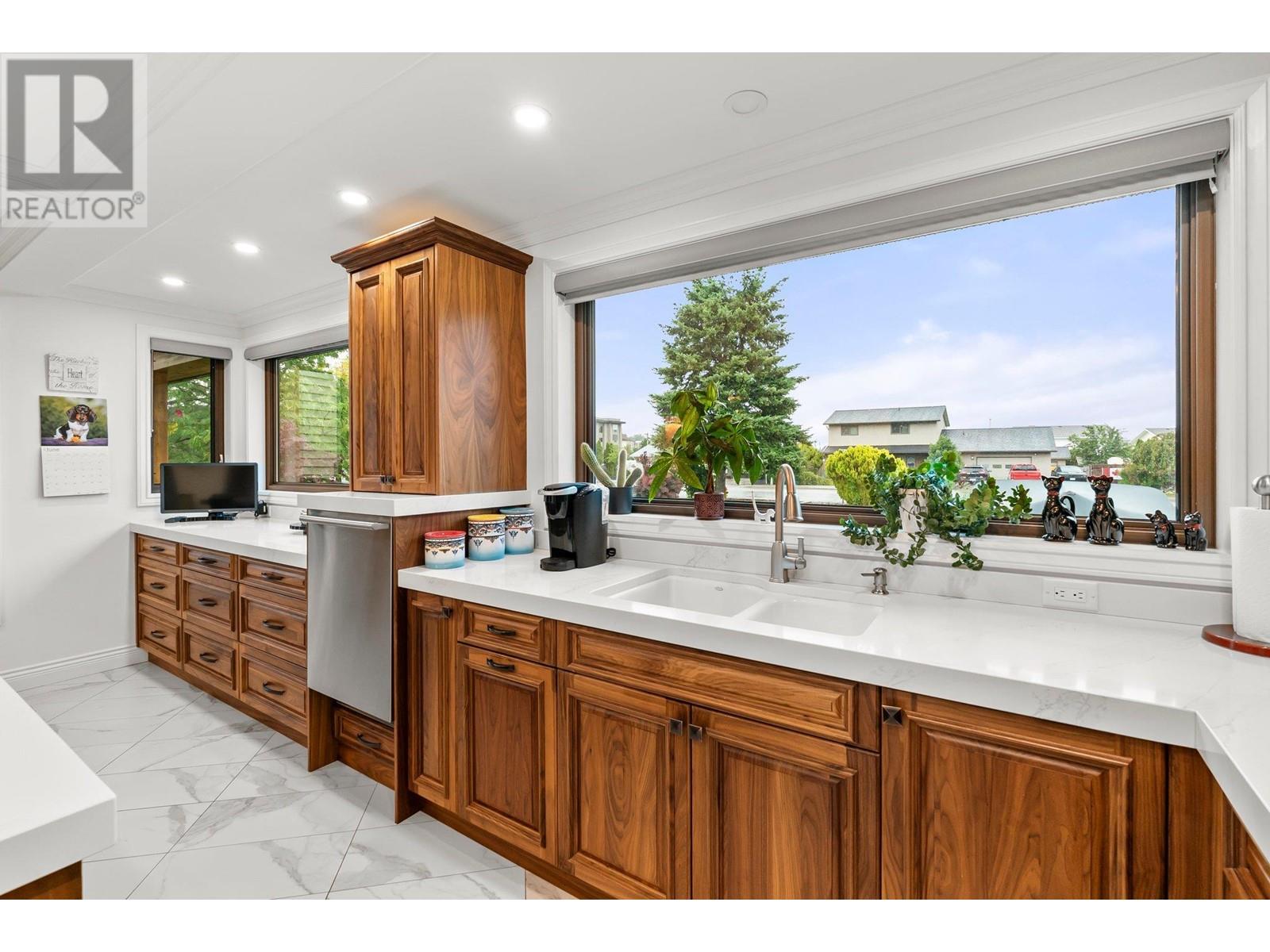 146 Yorkton Avenue, Penticton