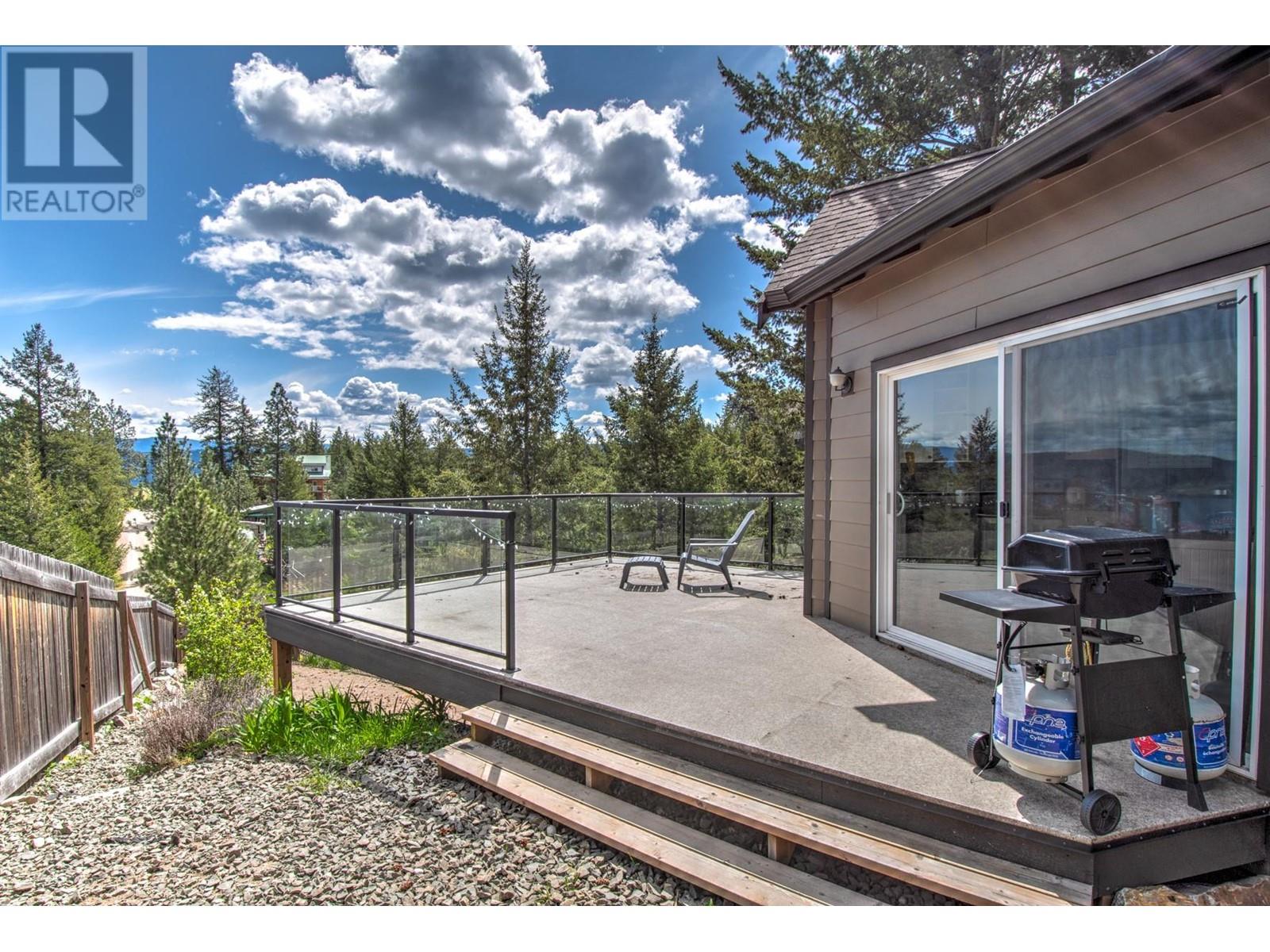 Photo 23 of 354 Lakewood Road, Vernon BC