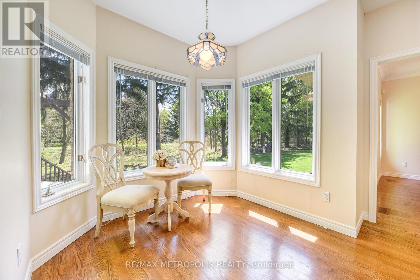 Photo 16 of 1809 Wespencer Gate, Sarnia ON