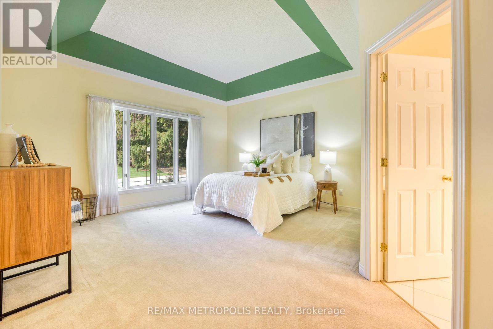 Photo 21 of 1809 Wespencer Gate, Sarnia ON